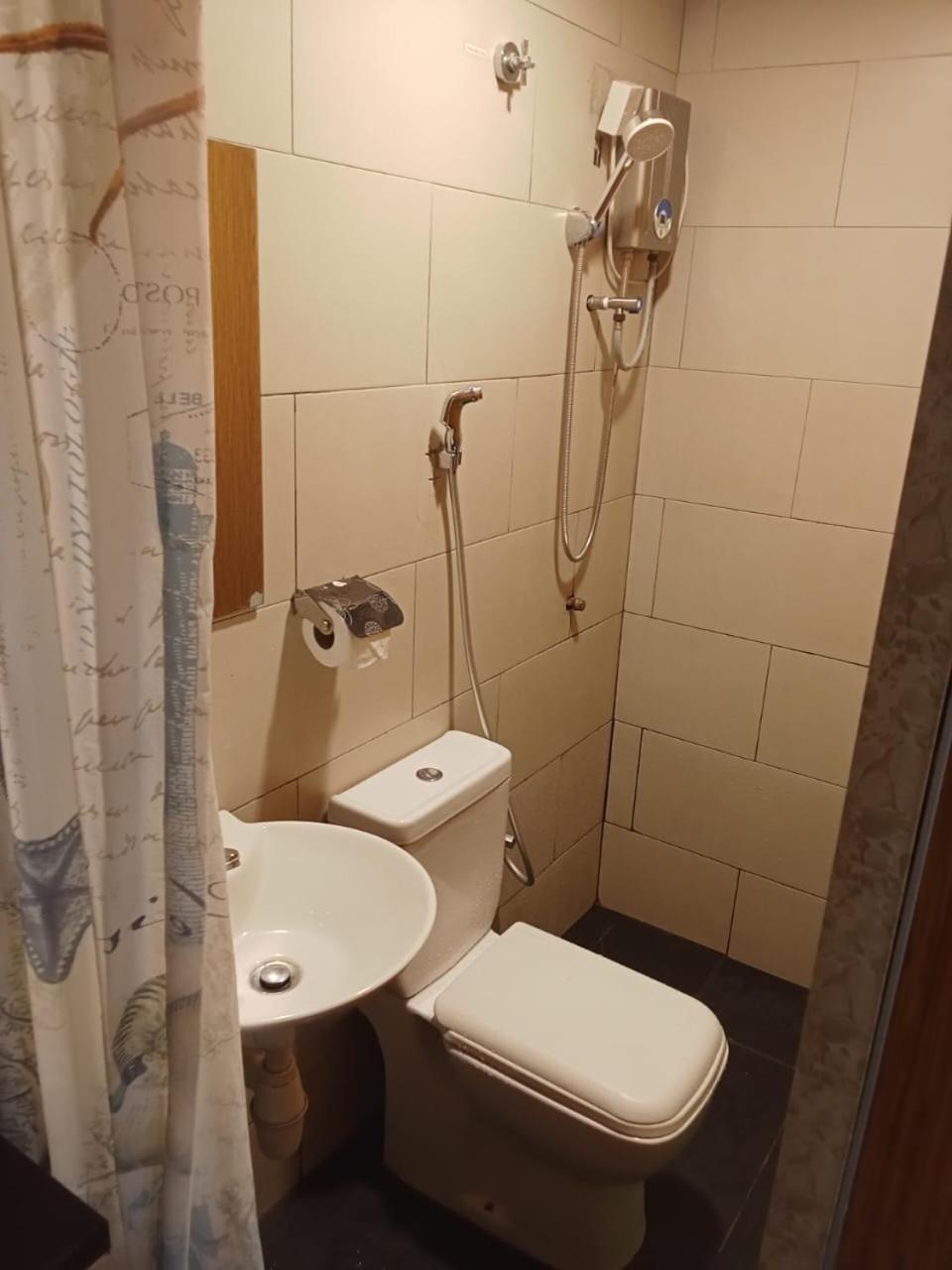 33 Star Hotel By The Awinka Group Of Management Kuala Lumpur Ngoại thất bức ảnh